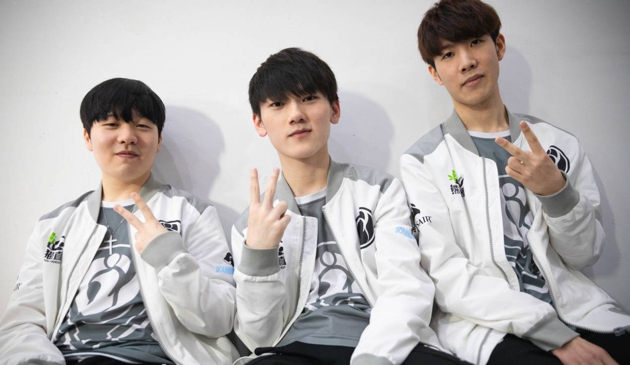 面对这种高 面对这种高