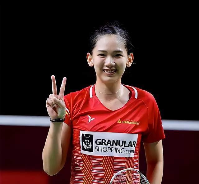 足发展与进 足发展与进